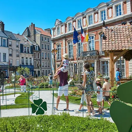 Le Carre D'opale Au Pied Des Remparts